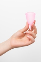 Научете повече за  менструални чашки 6
